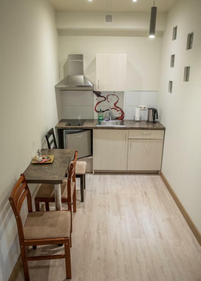 Sveciu Namai - Pilies Papedeje Apartment Klaipeda Bilik gambar